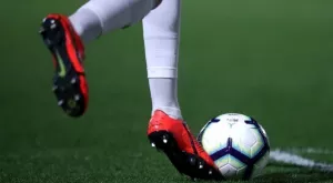 Играч на Бурсаспор влетя с гръм и трясък в спора за наградата Пушкаш (ВИДЕО)