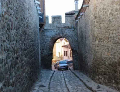 Затягат влизането на автомобили в Стария град в Пловдив