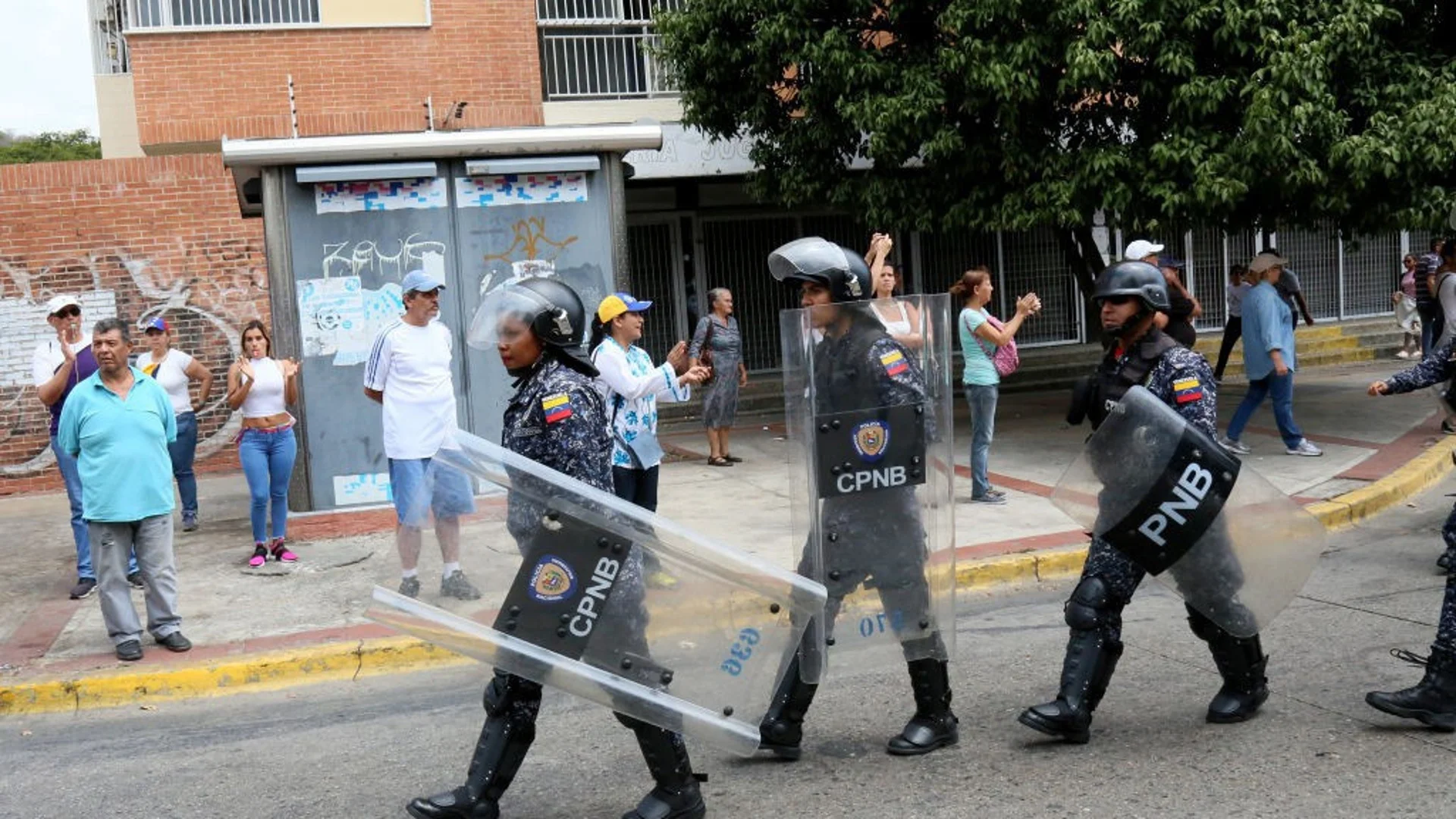 Референдум на Венецуела в спорна територия изправи региона пред война (ВИДЕО)