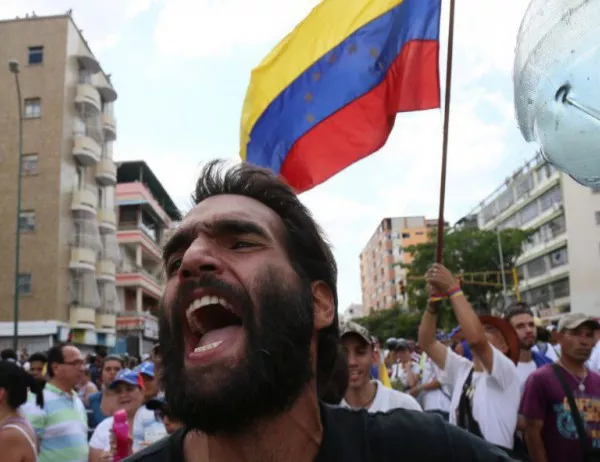 Венецуелските университети се вдигат на стачки 