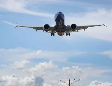 Самолет се приземи с отворени врати в Дубровник  