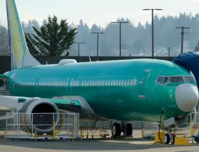 Boeing временно прекратява производството на 737 MAX