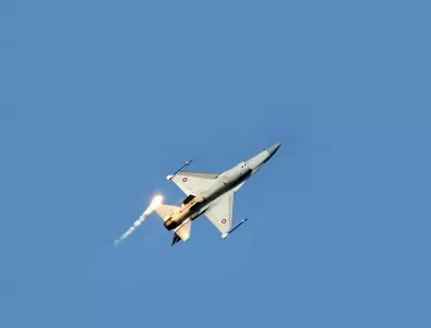 Защо далекобойният сирийски ЗРК С-200 не можа да свали турския F-16?