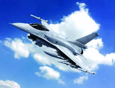 Белгийски изтребител F-16 се разби във Франция