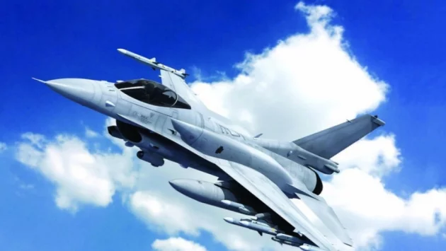 Белгийски изтребител F-16 се разби във Франция