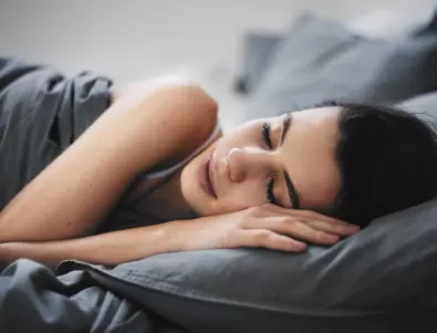 Защо е по-здравословно да спите на лявата страна
