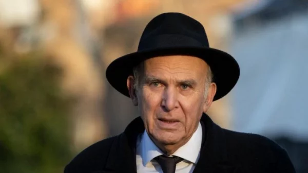 Пореден британски политик се оттегля