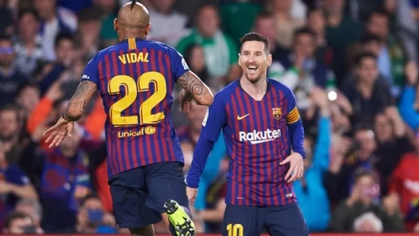 Автогол реши първия сблъсък между Манчестър Юнайтед и Барселона