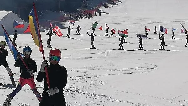 Елитът на ски инструкторската гилдия в света е събран в Пампорово