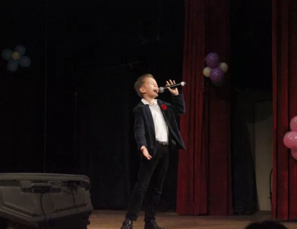 Талант от Русе впечатли Хайгашод Агасян на песенен конкурс
