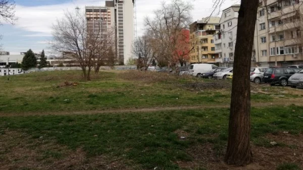 На тристранна среща в община Пловдив решават бъдещето на спорния имот в "Северен"