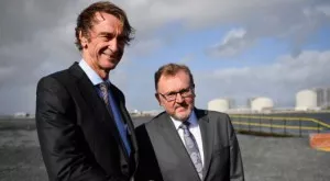 Най-богатият човек във Великобритания купува Челси?