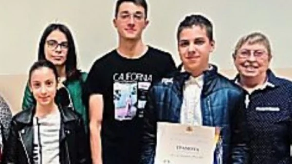 Ученици от МГ "Баба Тонка"- Русе влязоха в националния отбор по информатика