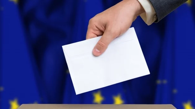 Започнаха парламентарните избори в Полша