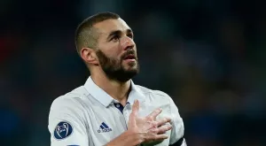 Реал Мадрид възнаграждава Бензема с нов договор и по-голяма заплата
