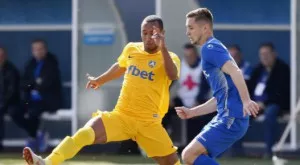 {{ otherArticle[0].article.title }}