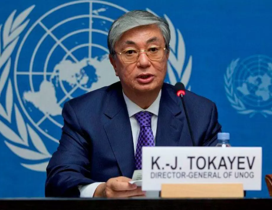 Президентът на Казахстан поиска военна помощ отвън, за да потуши протестите
