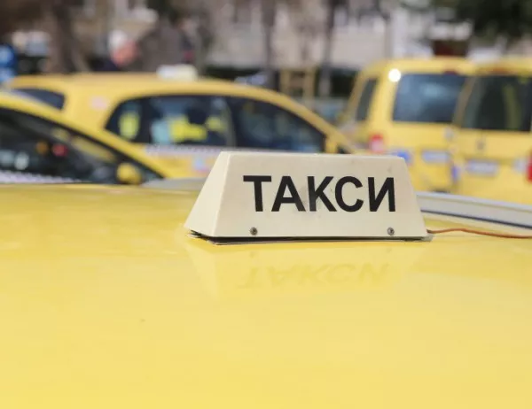 "Такси Максим" е собственост на офшорна компания и... работи на загуба