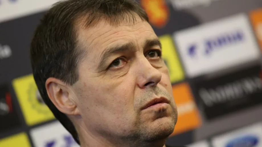 Петър Хубчев беше и доволен, и недоволен след победата на Левски