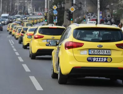 СОС решава дали такситата в София да са временно без общински данък