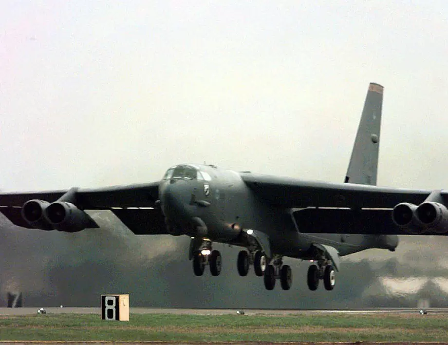 Американски бомбардировачи B-52H Stratofortress ще прелетят над Балканите