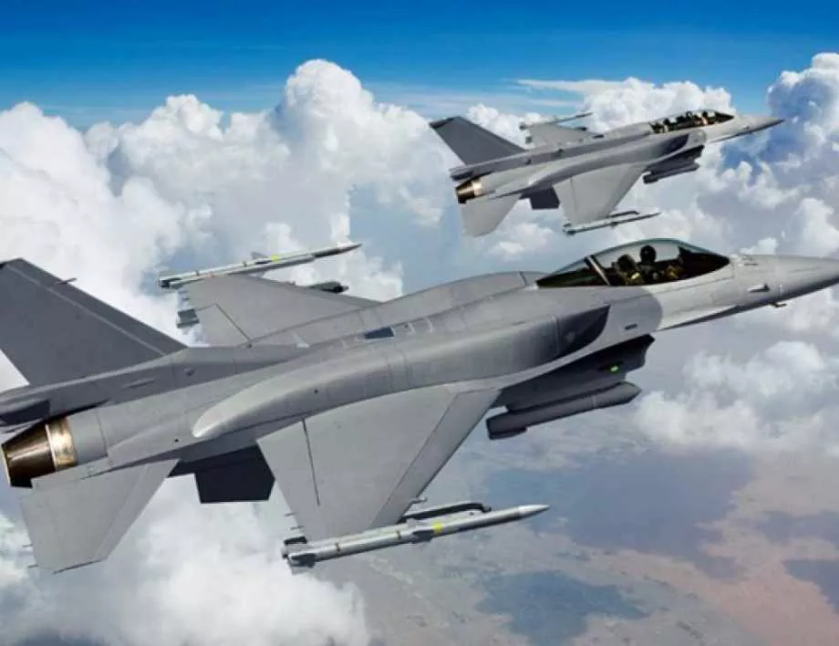 Конгресът на САЩ определи $56 153 980 за покупката на осем F-16