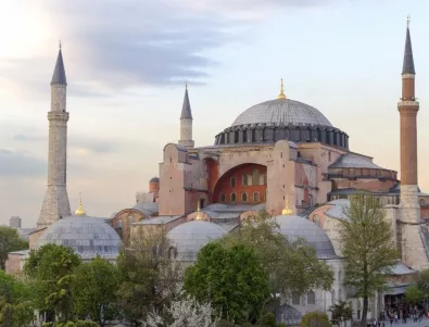 Решение на турски съд може да превърне „Света София” в джамия 