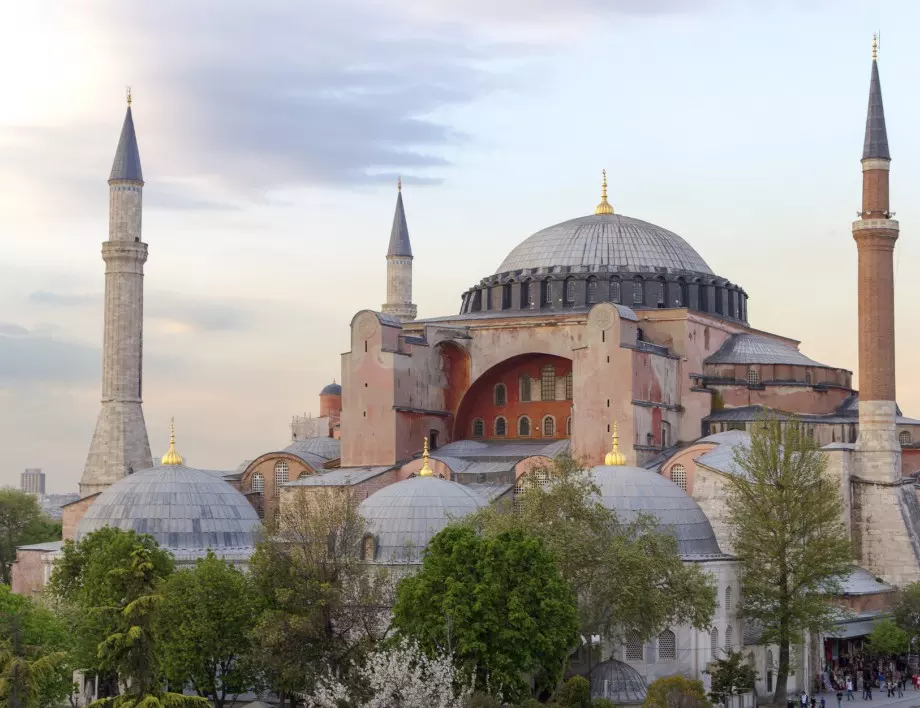 САЩ призова Турция да не превръща "Света София" в джамия