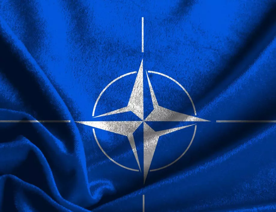 Русия преустанови работата на постоянната си мисия в НАТО 