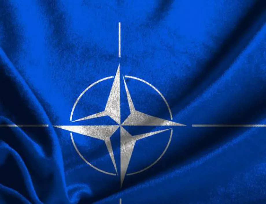 Германски експерт: НАТО се нуждае от ракети, за да нанесе удари по командните центрове на Русия 