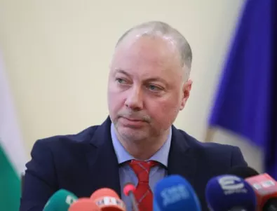 Желязков разбра от медиите за оставката на Кирилов