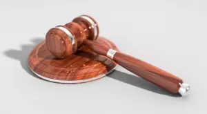 Турски футболист задуши болното си от коронавирус дете, защото не го харесвал