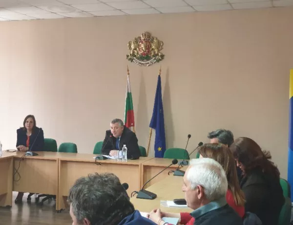 В Кюстендил обсъдиха възможностите за интеграция на ромите