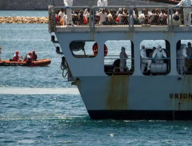 Властите в Малта установиха контакт с капитана на кораба, завзет от мигранти