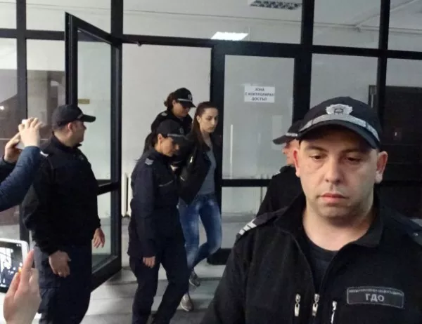 На първа инстанция: Дъщерята на шефа на "Охранителна полиция" в Благоевград остава в ареста
