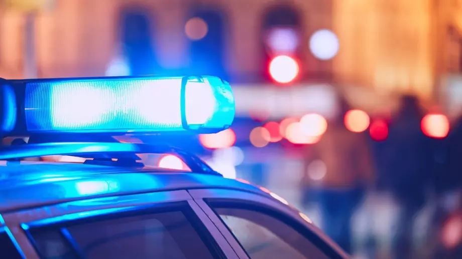 Полицията във Флорида застреля мъж, заподозрян в убийството на жена и три деца