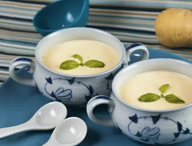 Кашкавалена КРЕМ супа със сметана: Опитайте нещо ново!