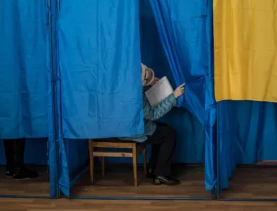 Зеленски печели и парламента в Украйна - какво предстои?
