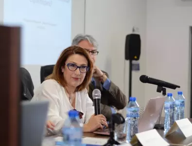 Буруджиева: Нинова не представи добре мотивите на вота, защото не ги е писала