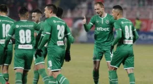 {{ otherArticle[0].article.title }}