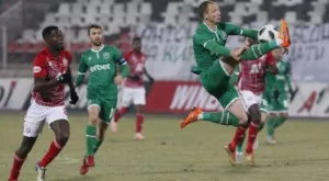 {{ otherArticle[0].article.title }}