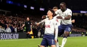 Тотнъм привлича японски национал за заместник на Трипиър