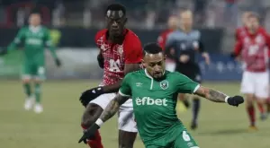 {{ otherArticle[0].article.title }}