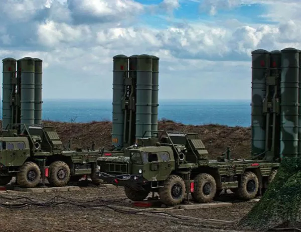 Турция е получила първи части от руските ракетни системи С-400