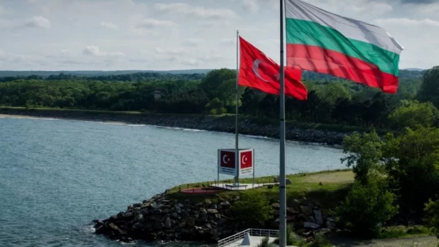 Турция обяви 20 кв. км край границата с България за забранена военна зона