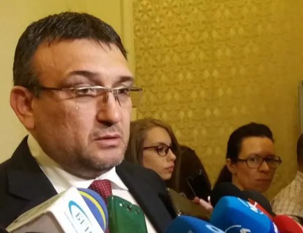 Вътрешният министър: Засега няма данни за насилствена смърт при открития в Костенец труп