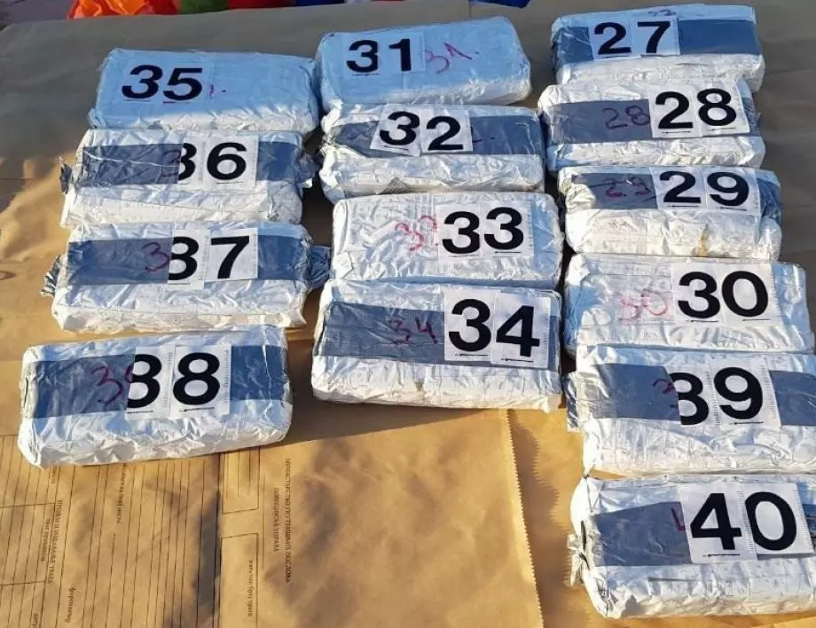 В Азербайдажан хванаха половин тон хероин, тръгнал към Европа 