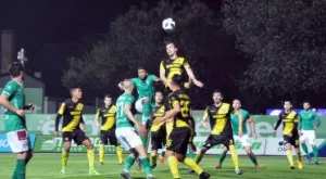 {{ otherArticle[0].article.title }}