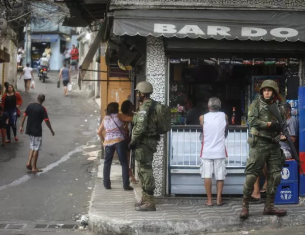 10 бразилски войници отиват на съд, защото застреляли невинен човек