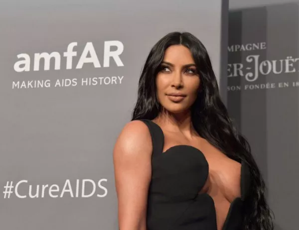 Ким Кардашиян печели по половин милион долара за всяка своя снимка в "Инстаграм" 